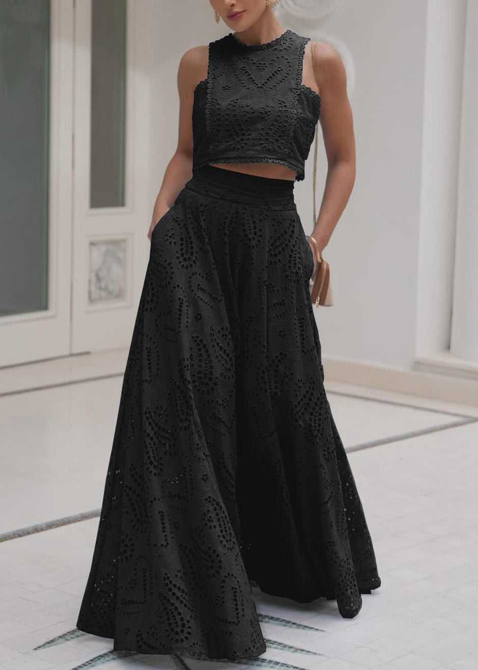 Beautifully Balanced Top with Timeless Character