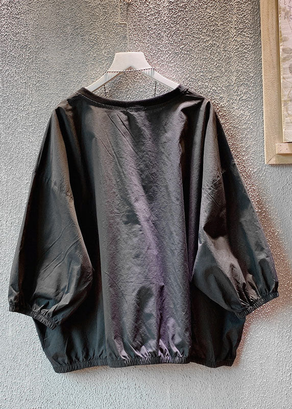 Classic Vintage Shirt with a Flattering Fit