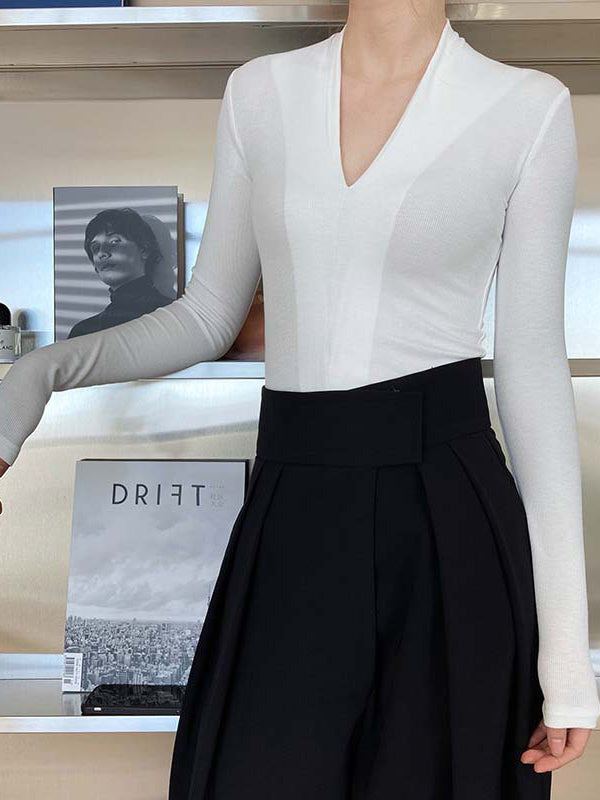 Well Tailored T-Shirt with a Graceful Silhouette