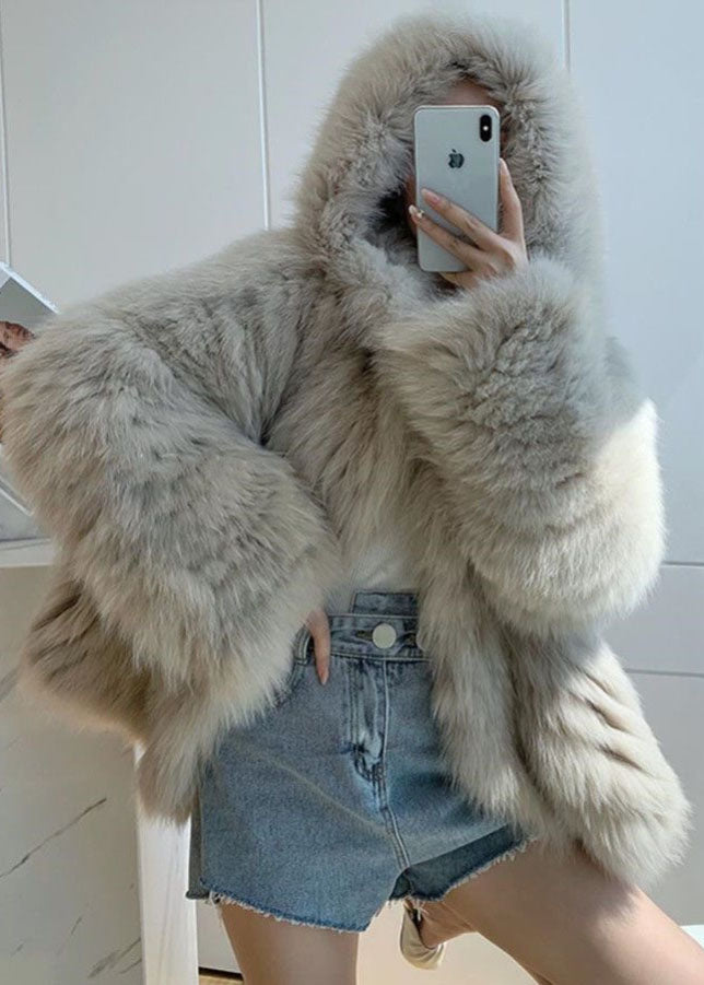 Gracefully Styled Jacket for Any Occasion