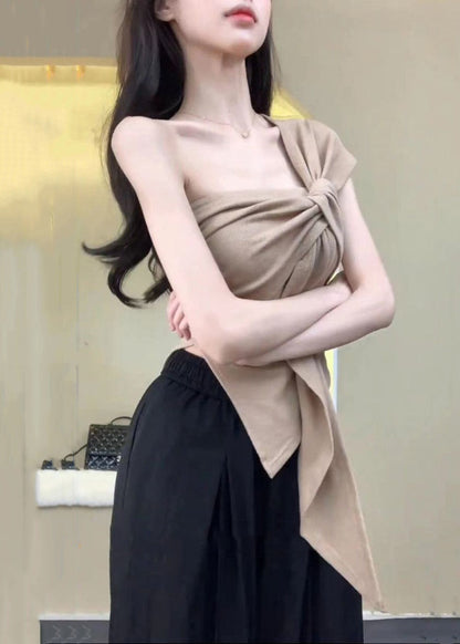 Well Tailored Shirt with a Graceful Silhouette