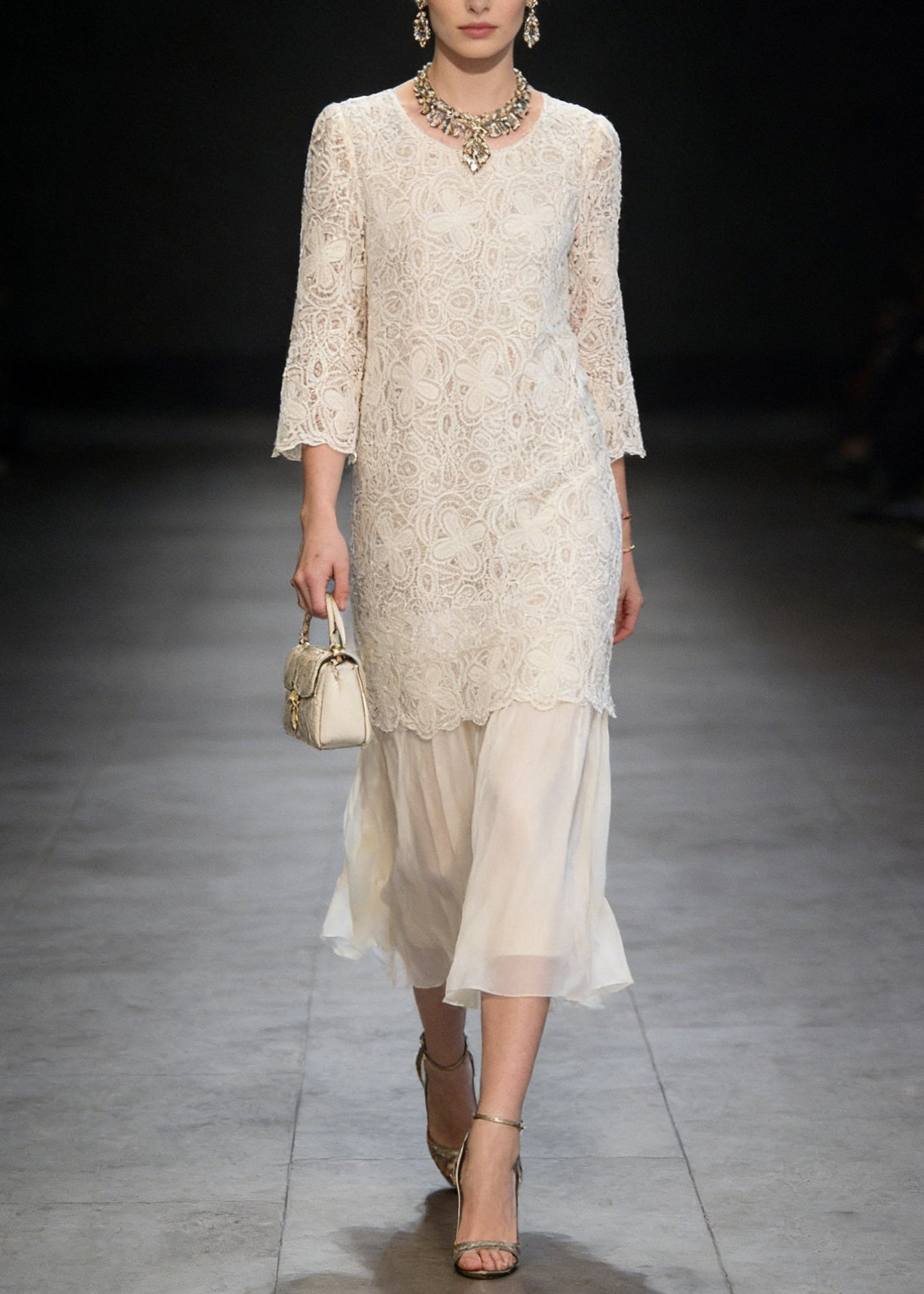 Beautifully Crafted Dress in a Classic Style