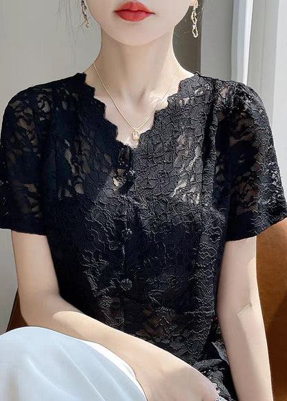 Classic Vintage Shirt with a Flattering Fit