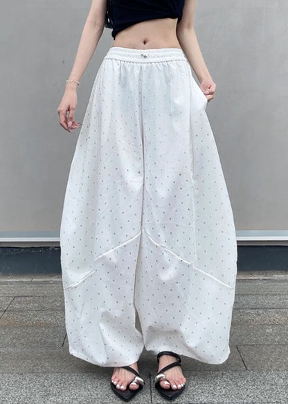 Beautifully Finished Pants in a Timeless Design