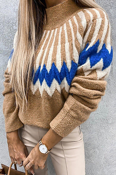 Gracefully Styled Top for Any Occasion