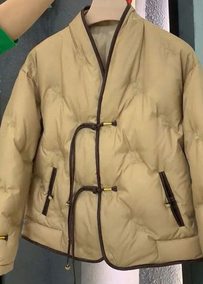 Effortlessly Elegant Coat with a Timeless Design