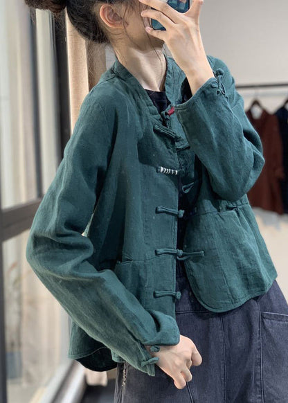 Well Tailored Coat with a Graceful Silhouette