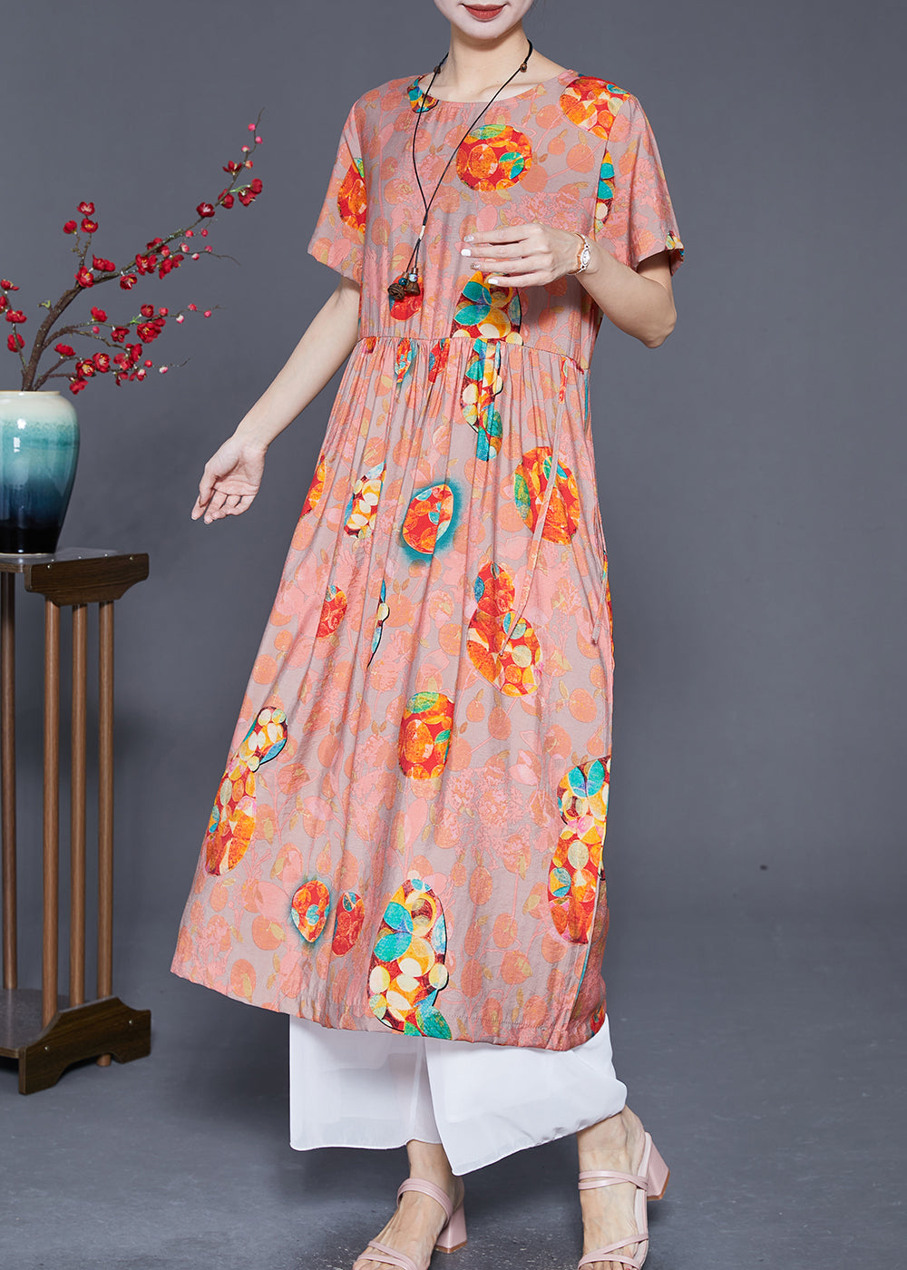 Gracefully Styled Dress for Any Occasion