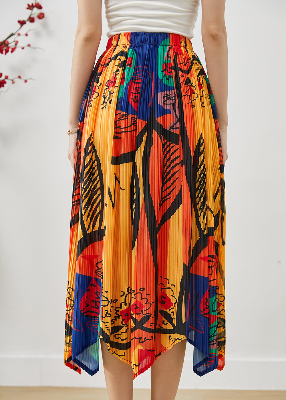 Effortlessly Elegant Garment with a Timeless Design