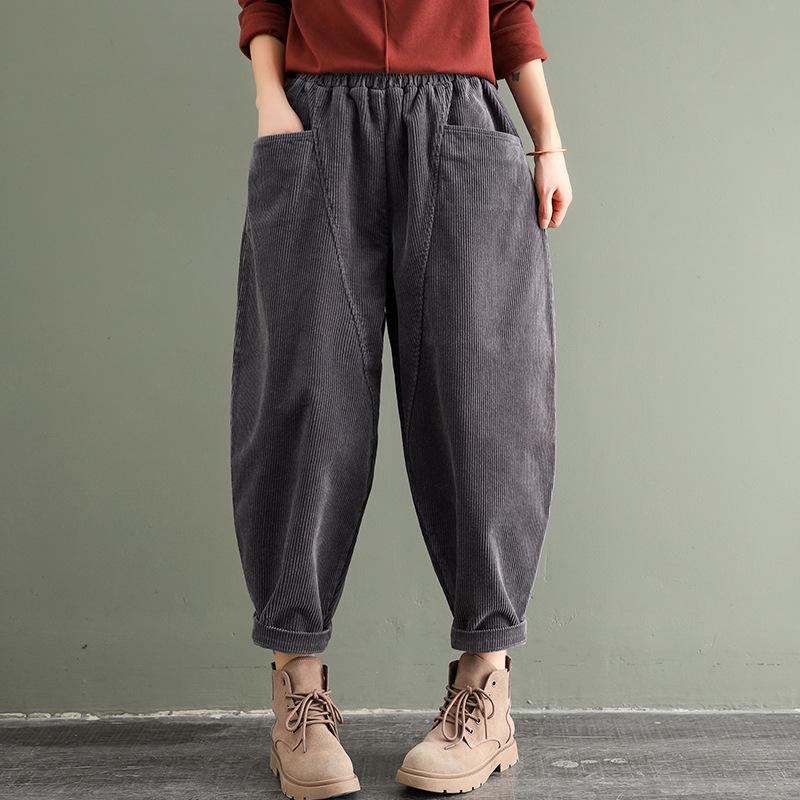 Elegantly Styled Pants for Everyday Wear