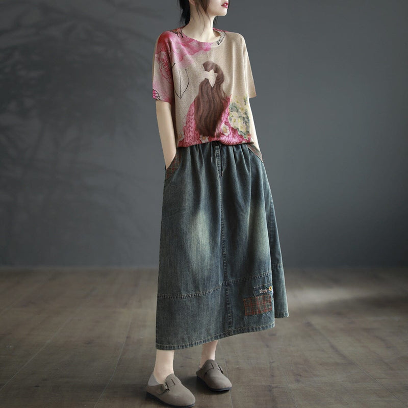 Gracefully Styled T-Shirt for Any Occasion