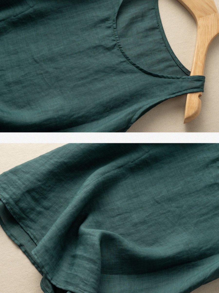 Effortlessly Elegant Garment with a Timeless Design