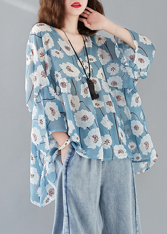Classic Vintage Top with a Flattering Fit