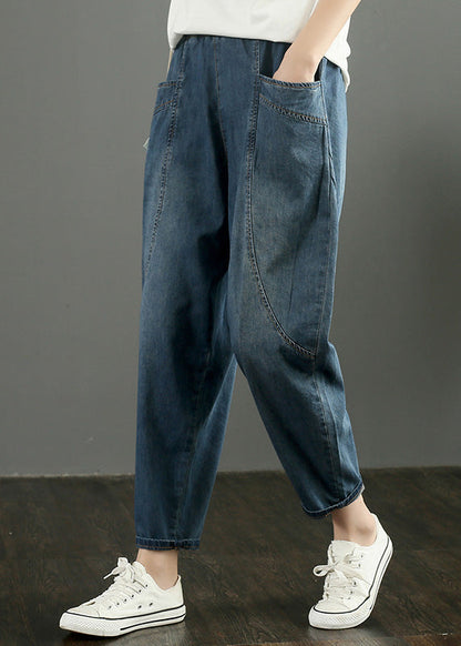 Effortlessly Elegant Pants with a Timeless Design