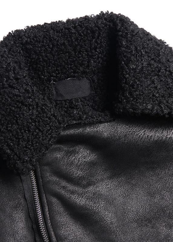 Effortlessly Elegant Jacket with a Timeless Design