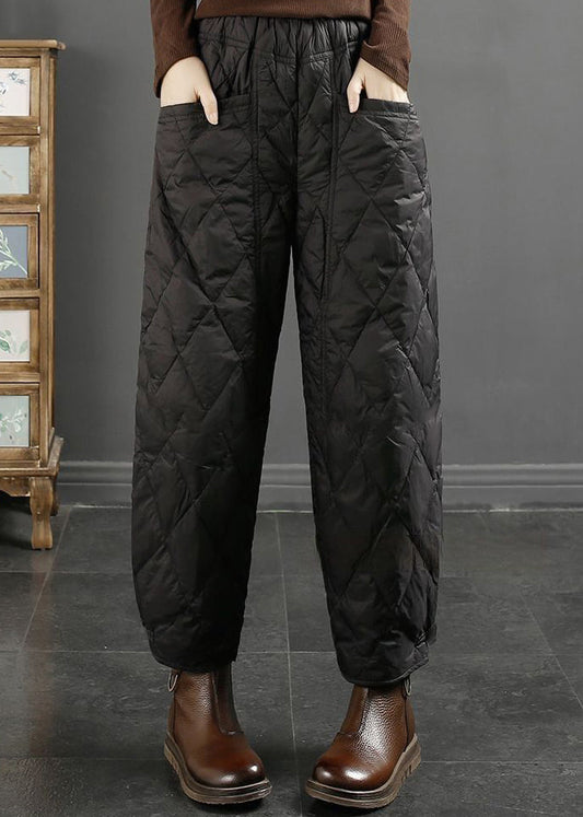 Well Tailored Pants with a Graceful Silhouette