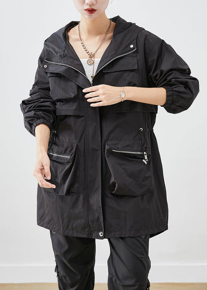 Well Tailored Coat with a Graceful Silhouette
