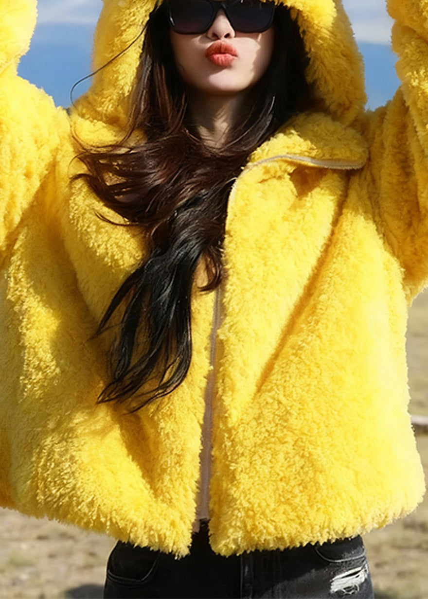 Classic Vintage & Enduringly Stylish Coat