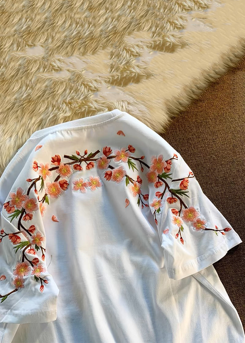 Beautifully Finished Shirt in a Timeless Design
