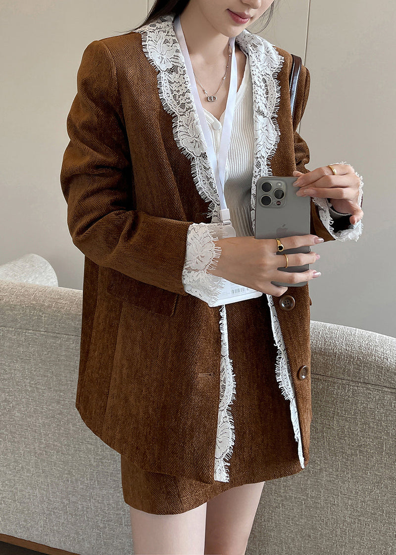 Classic Vintage Coat with a Flattering Fit