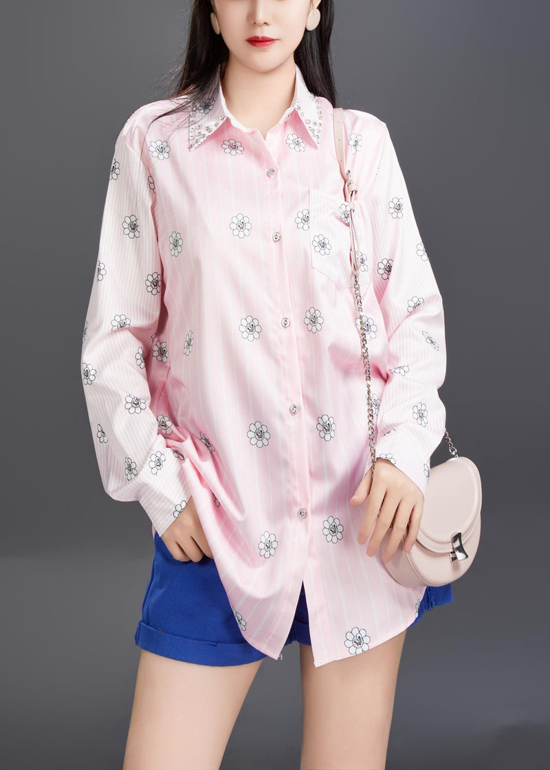 Classic Vintage Shirt with a Flattering Fit