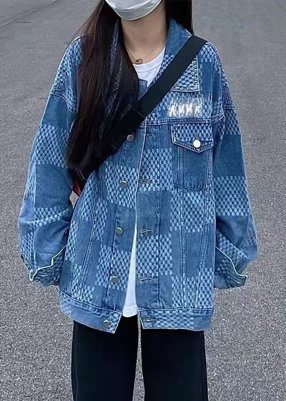 Classic Vintage Coat with a Flattering Fit