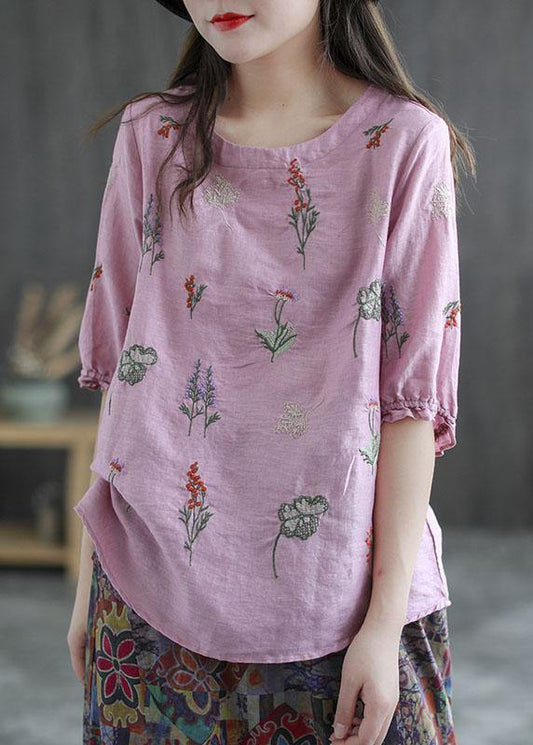 Sophisticated Blouse with a Clean Classic Look
