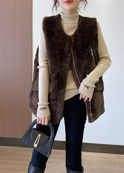 Well Tailored Garment with a Graceful Silhouette