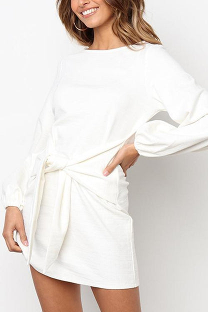 Well Tailored Dress with a Graceful Silhouette