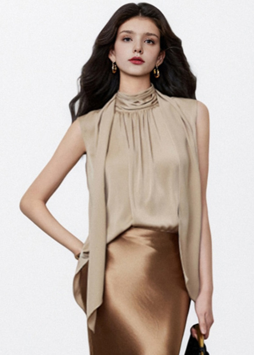 Polished Top with an Effortless Classic Look