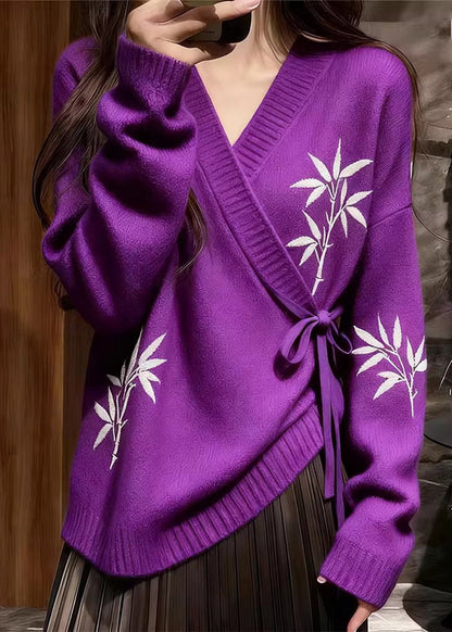 Well Tailored Sweater with a Graceful Silhouette