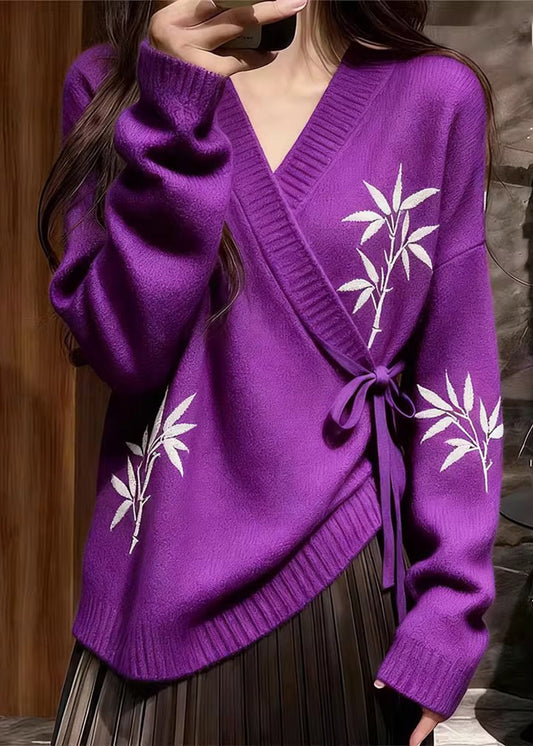 Well Tailored Sweater with a Graceful Silhouette