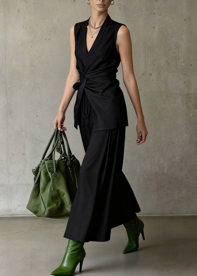 Effortlessly Elegant Pants with a Timeless Design