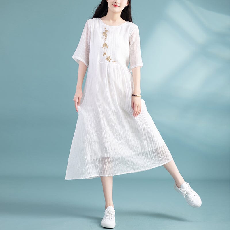 Sophisticated Dress with a Clean Classic Look