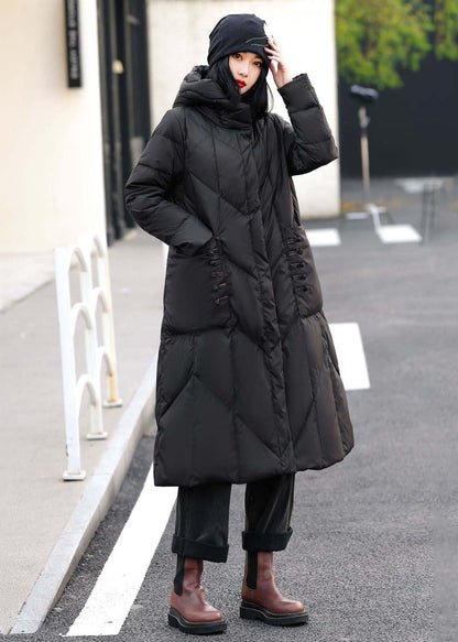 Well Tailored Coat with a Graceful Silhouette