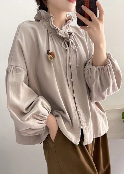 Sophisticated Blouse with a Clean Classic Look