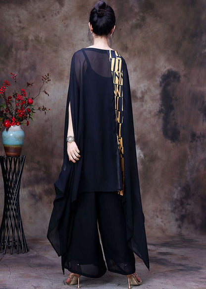 A Vintage Style Top with Delicate Timeless Details