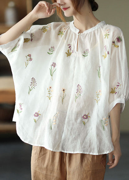 Well Tailored Top with a Graceful Silhouette