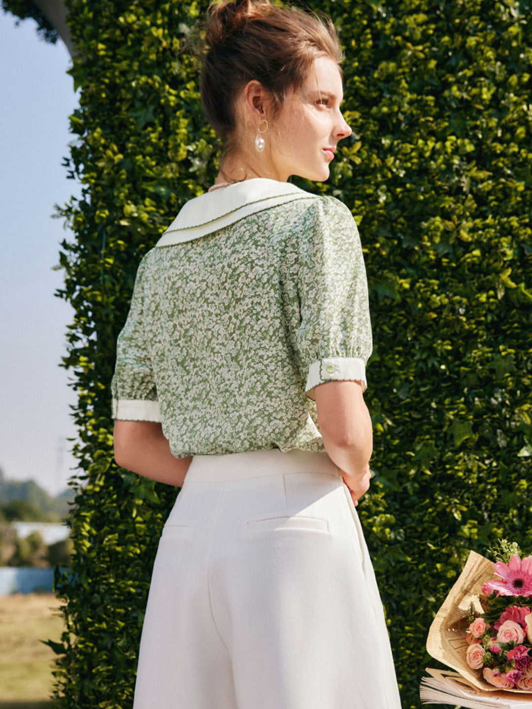 Gracefully Styled Blouse for Any Occasion