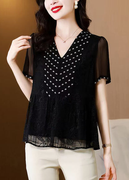 Classic Vintage & Enduringly Stylish Blouse