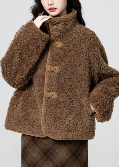 Gracefully Styled Coat for Any Occasion