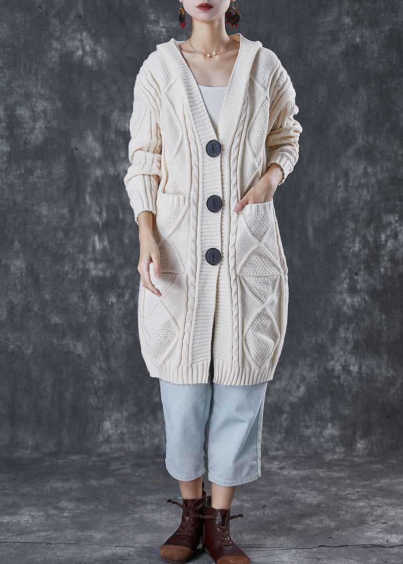 Elegantly Styled Coat for Everyday Wear