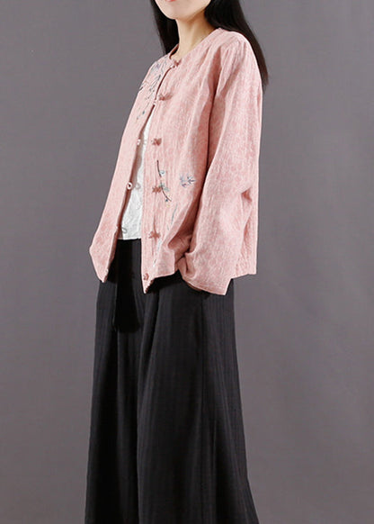 Well Tailored Coat with a Graceful Silhouette