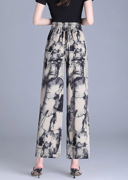 A Vintage Style Pants with Delicate Timeless Details