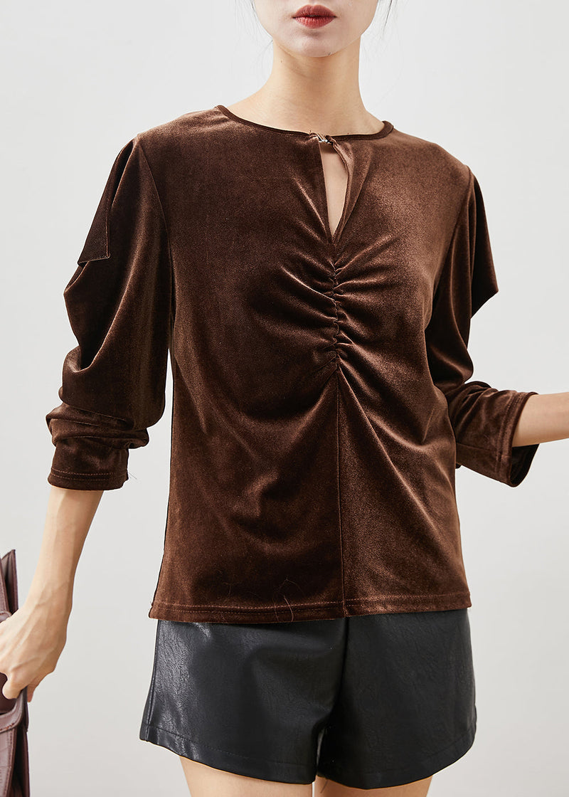 Effortlessly Elegant Blouse with a Timeless Design