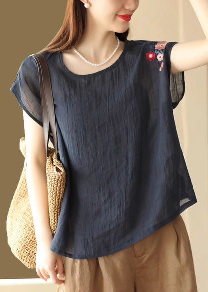 Beautifully Finished Shirt in a Timeless Design