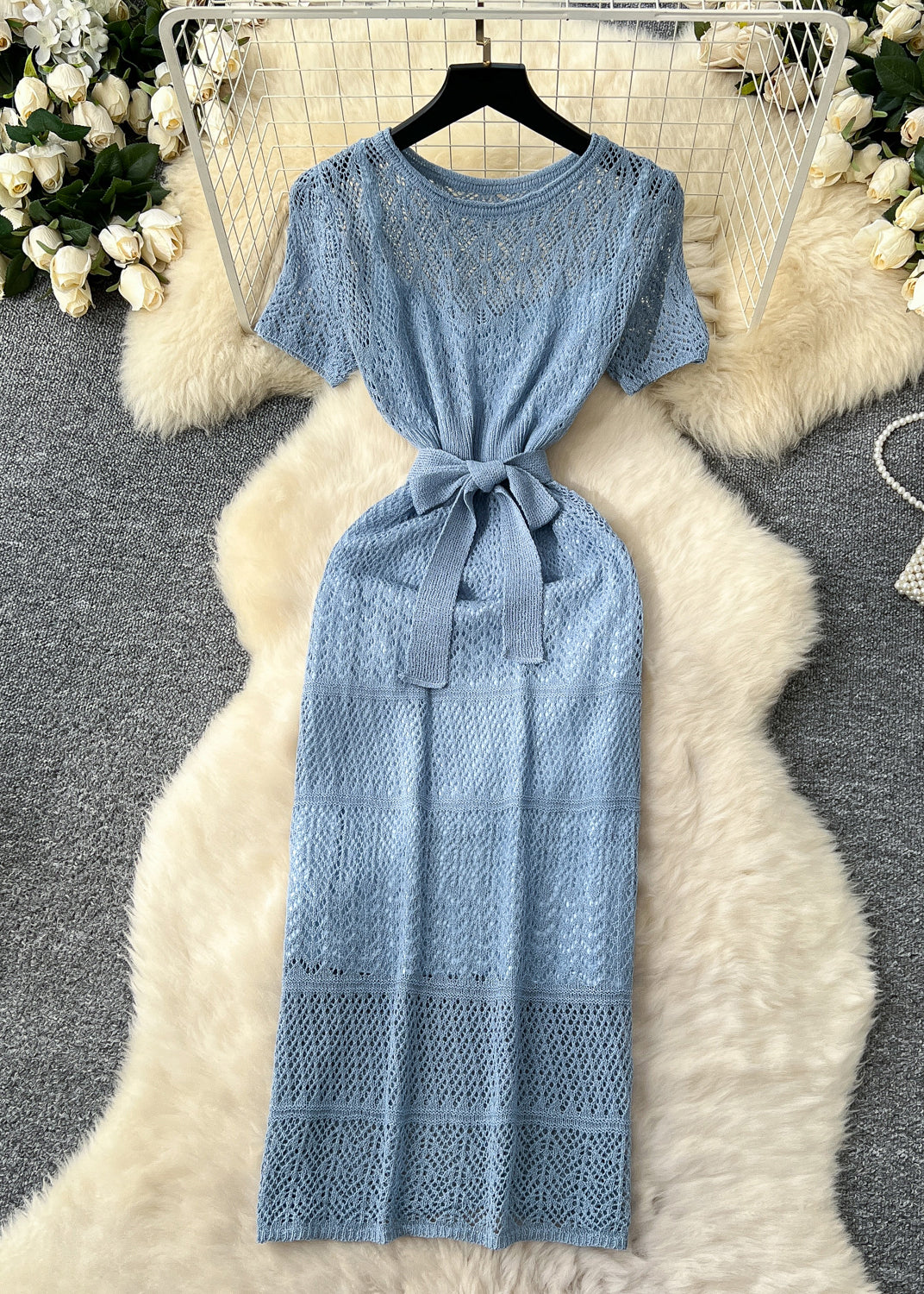 Beautifully Finished Dress in a Timeless Design