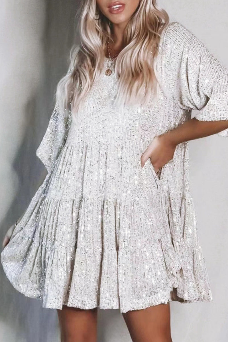 Gracefully Styled Dress for Any Occasion