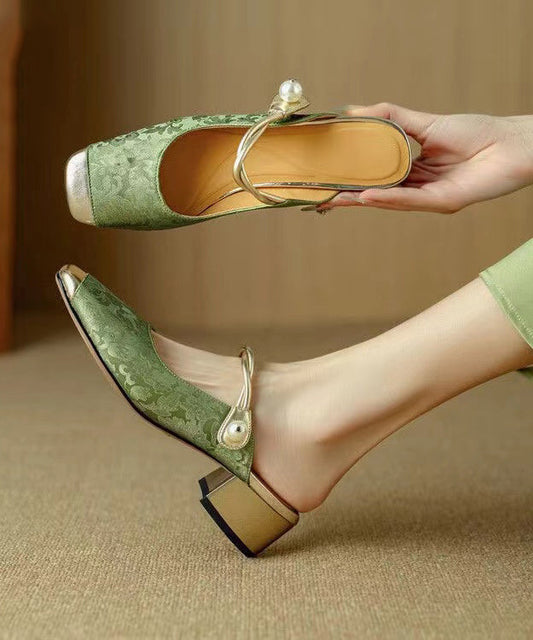 Graceful Orthopedic Sandals for Modern Look