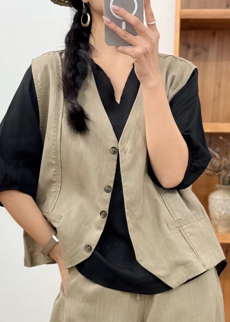 Gracefully Styled Coat for Any Occasion